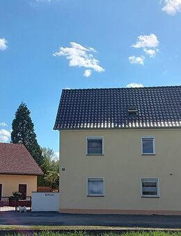 Einziehen und Wohlfühlen! 177 m² Wohnfläche + 60 m² Gästewohnung - Großthiemig