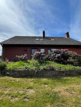 Großzügiges Einfamilienhaus auf malerischem Grundstück - mit viel Platz. - Bückeburg