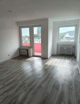 *WBS notwendig!* Helle 2-Zimmer-Wohnung mit Balkon in Iserlohn - Iserlohn