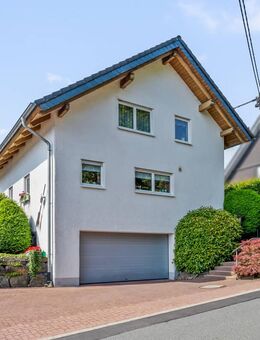 #KOMINOS IMMOBILIEN# Freistehendes Einfamilienhaus in Lennestadt - Lennestadt