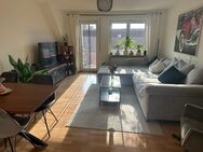 Helle 3 Zimmer Dachgeschoss-Wohnung mit großzügigem Balkon - Teningen