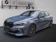 BMW M135, i xDrive M SPORT INDIVI STORM BAY Lenkhz, Jahr 2023 - Eggenfelden