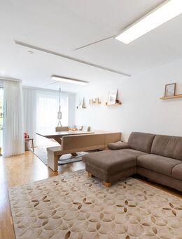 AIGNER - Komfortables Wohnen im Grünen: Helle 3-Zimmer-Wohnung mit schönem Südbalkon! - Fürstenfeldbruck