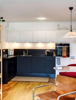 4.OG -Sonnige Südwohnung mit großem Balkon - 2 Zi.-Whg. in Sendling - Energie A - München