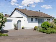 Gepflegtes freistehendes Einfamilienhaus mit Einliegerwohnung in herrlicher Lage Newel-Butzweiler - Newel