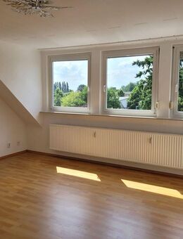 Renovierte und großzügige Dachgeschosswohnung in Hamm-Norden zu vermieten! - Hamm