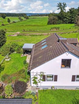 Charmantes Feng Shui Haus mit Atelier in Riedering: Ruhige Wohnlage mit Blick zum Simssee - Riedering