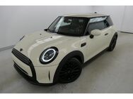 MINI Cooper, A MFD HIFI-HK, Jahr 2021 - Aichach Zentrum