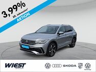 VW Tiguan, 2.0 TDI Allspace R-Line, Jahr 2023 - Darmstadt