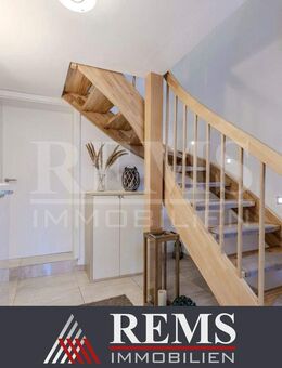 Modernisiertes Reihenhaus in ruhiger und zentraler Lage von Schorndorf-Weiler - Schorndorf (Baden-Württemberg)