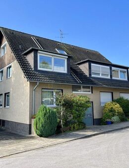 BURGALTENDORF: GROSSZUEGIGE ETW MIT WEITERER ELW, GARTEN UND GARAGE - Essen