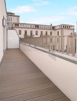 ++ Perfekt für Paare ++ 2-Raum-Whg. am Pelzmühlenteich mit Einbauküche, Südbalkon und TG-Stellplatz - Chemnitz