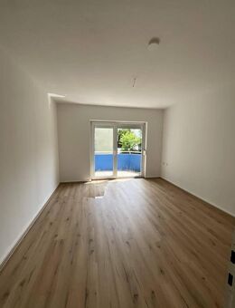 3-Zimmer-Wohnung in Plettenberg Eschen mit neuen Laminatboden! - Plettenberg
