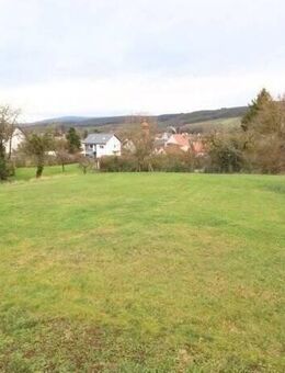Schönes Baugrundstück, (Wohngebiet), in gut erreichbarer, ruhiger Lage von Waldkappel-Bischhausen - Waldkappel