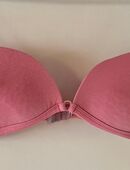 Schöner BH, rosa, Größe 70B in 40210