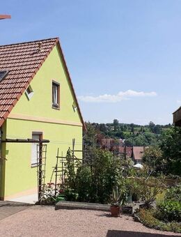 Gemütliche 4-Zi-Doppelhaushälfte mit schönem Garten & Carport im Ortsteil von Bad Liebenstein! - Bad Liebenstein