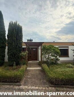 Einfamilienhaus mit schönem Garten auf Erbpacht in Weiden Ost - Weiden (Oberpfalz)