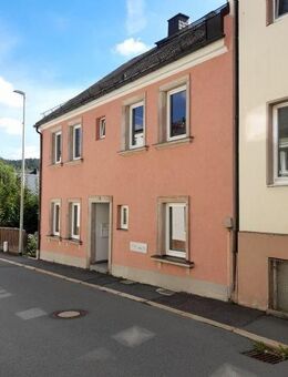 Bürogebäude auch als Wohngebäude nutzbar in Naila - Naila