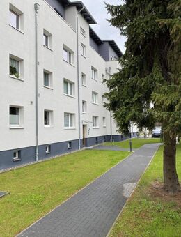 von Privat, Top sanierte 3 Zi Wohnung, gehobene Innenausstattung, Balkon, mitten im Grünen - Hamburg