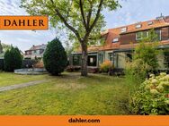 Semi-detached house with charm, sunny garden and lots of potential - Kleinmachnow