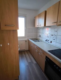 3-Raum-Wohnung mit Balkon - Regis-Breitingen