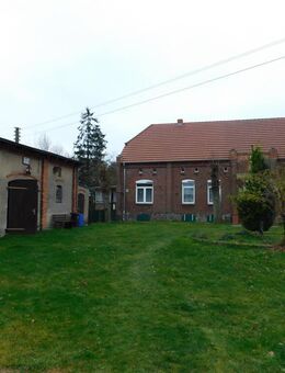 2-Famielienhaus mit viel Stellmöglichkeiten - Zölkow