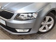 Skoda Octavia Limousine 1.8 TSI KEYLESS,TEMPOMAT,XENON - Berlin