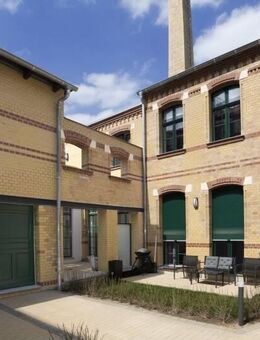Hochwertig sanierte 2-Zimmer-Erdgeschosswohnung mit Terrasse und Garten! - Leipzig