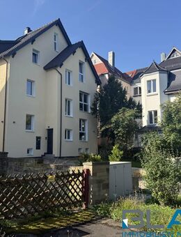 Für Familien, Visionäre & Investoren: Modernisiertes Mehrgenerationenhaus in Degerloch - Stuttgart