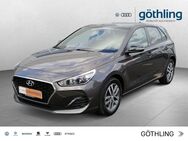 Hyundai i30, 1.0 Select 88kW, Jahr 2018 - Eisenach