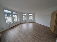 ++ WoW ++ Ihre neu renovierte 2,5 Zimmer Wohnung wartet auf Sie ++ - Plauen