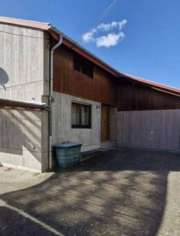 Einfamilienhaus mit Einliegerwohnung, viel Platz und einer grandiosen Weitsicht - Bad Urach