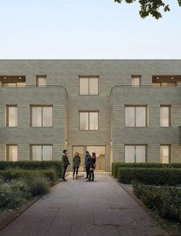 Barrierefreier Luxus mit 3 Balkonen und verschiedenen Sichtachsen - Essen