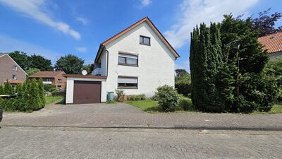 Vermietetes Mehrfamilienhaus mit 3 Wohneinheiten und Garage in Sulingen zu verkaufen!