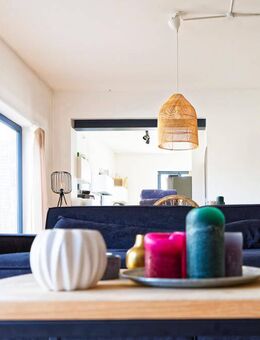 LOFT im luxuriös sanierten Gutshof, 142 qm, 2 SZ, 2 Bäder, WC, EBK, Garten&Terrassen, 2 TG-Plätze - Köln