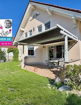 Freistehendes 1-2 Familienhaus mit echter Einliegerwohung... "Haus im Haus" - genialer Ausblick - Wendelsheim