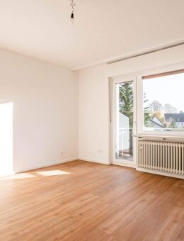 KEINE KÄUFERPROVISION Schick sanierte ETW mit Balkon und Garage in Bielefeld Brackwede - Bielefeld