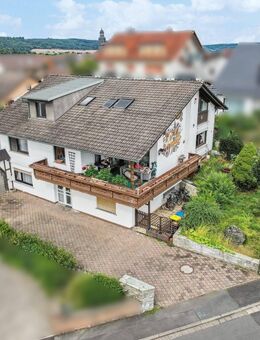 Mehrgenerationenhaus in ruhiger Lage von Glauberg - Glauburg