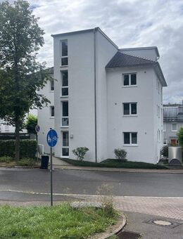 Exklusive 4,5-Zimmer-Wohnung mit Balkon, Aufzug und hochwertiger Ausstattung - Grafenau (Baden-Württemberg)