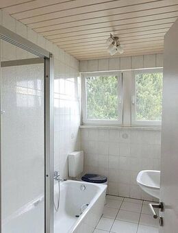 Attraktive 4-Zimmer-Küche-Bad-Wohnung - Illingen (Saarland)