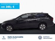 VW Golf Variant, 1.0 Golf VIII eTSI Move Key, Jahr 2023 - Esslingen (Neckar)