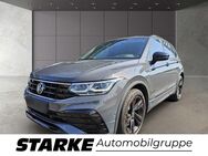 VW Tiguan, 2.0 TDI R-Line, Jahr 2021 - Georgsmarienhütte