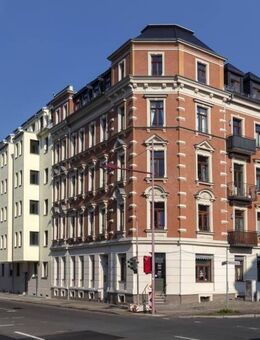 Sanierter denkmalgeschützter Altbau mit BALKON/PARKETT/FuboHeizung - Chemnitz