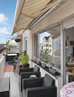 Attraktive 3-Zimmer-Wohnung mit großem Balkon und Tageslichtbad in Bad Soden am Taunus - Bad Soden (Taunus)
