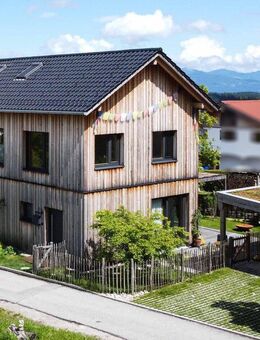 Architektenhaus in Perfektion - Nachhaltiges Wohnen am Fuße des Hochstaufens - Anger