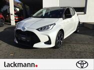 Toyota Yaris, 1.5 Hybrid Black & White inkl WKR, Jahr 2024 - Wuppertal