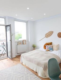 Bezugsfreie 2 Zimmer Wohnung mit Balkon in Köln-Nippes - Köln