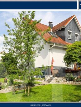 Fernblick, Privatsphäre, Gartendiyll in zentraler Lage: EFH mit Gästehaus & ELW, Doppelgarage, Stpl - Neu Anspach