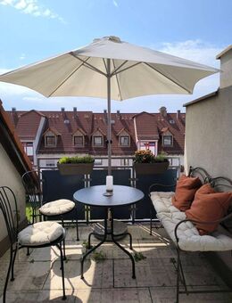 Gepflegte 2-Zi-ETW mit TG-Stellplatz und guter Mieterin ! - Erlangen