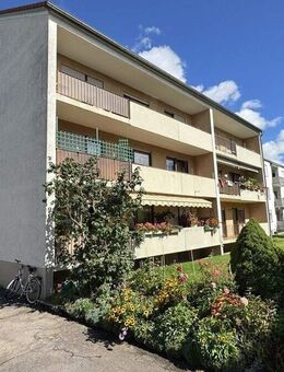 Charmante 3 Zimmer Wohnung (Hochparterre) mit Garage in bester Lage von Gersthofen - Gersthofen